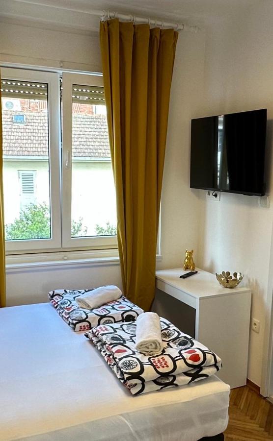 Apartamento Iris Oasis Split Exterior foto